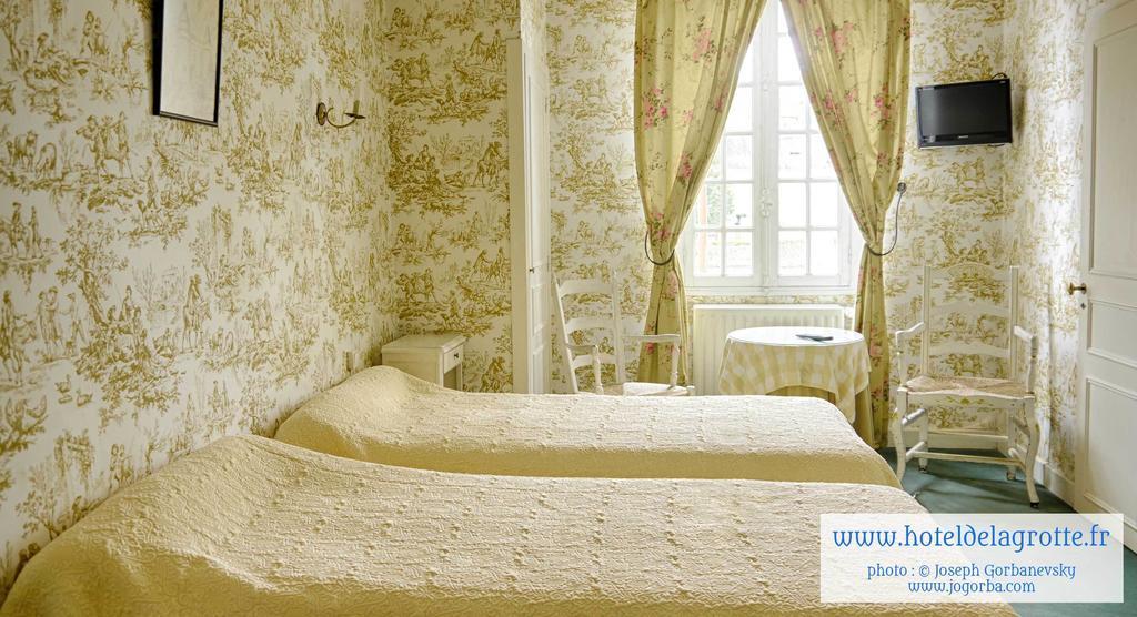 Hotel De La Grotte Montignac  Pokoj fotografie